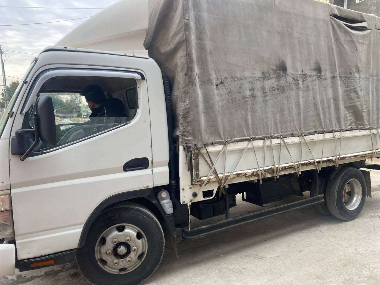 كنتر حمل موديل 2006 كفاله عامه
سياره متعوب عليها كبل للشارع ما بيها اي نقص 

رقم بغداد مداور ثاني يوم

مكاني بغداد الغزاليه
السعر 165 وبي مجال 

للتواصل:

***********
