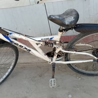 للبيع نضيف جدا 07712742609