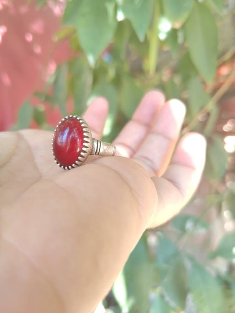 ياقوت هندي ولا اجمل دزاين روعة💗❤️💎💍
بسعر مناسب جدا اريده ٣٥ ثقيله مكاني كربلاء يوجد توصيل لجميع المحافظات واتساب *********** /*********** 💎💍❤️ كربلاء, العراق
