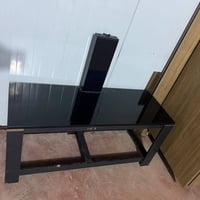 ميز بلازما • الغزاليه • سعر مناسب
