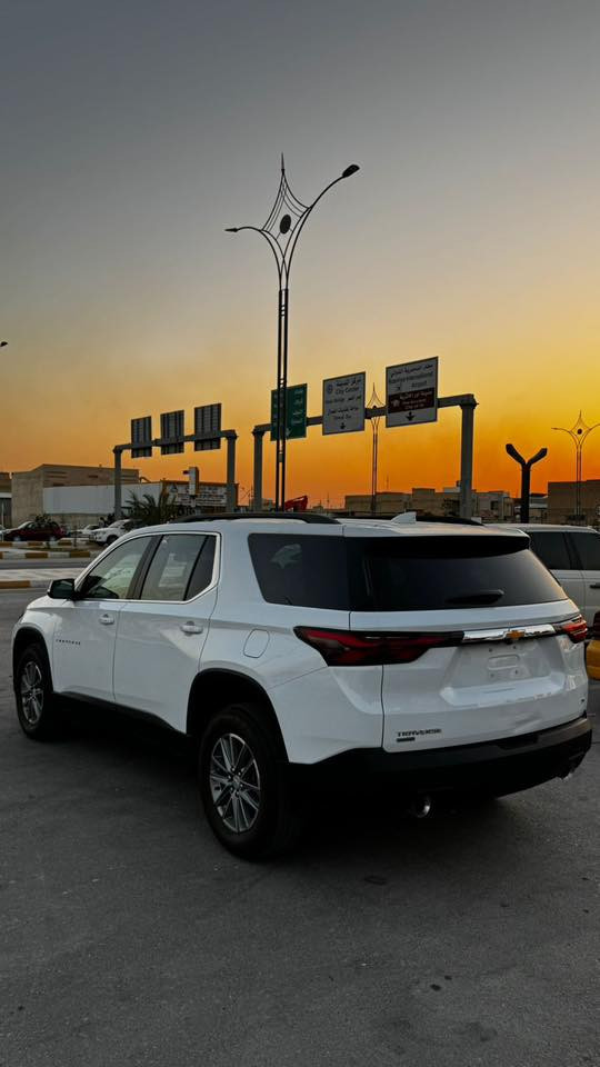 شوفرليت ترافرس  2024 LT
مرقم بغداد 
الضرر فقط تبديل باب العبري #الحادث_سرقة فقط 
#الجاملغ الأصلي مالتها داخل السيارة

ماشيه 8910 mi بدون ايرباك 
مواصفات 
محرك ..3.6 لتر،  6 أسطوانات، 
7راكب 
مواصفات معروفة ..
مقعد الصف الثالث
نظام تثبيت السرعة التكيفي
أبل كار بلاي
كاميرا محيطية 
مراقبة النقطة العمياء
بلوتوث
مقاعد مُدفأة
الدخول بدون مفتاح
باب خلفي كهربائي
مقاعد كهربائية
مساحات استشعار المطر
مكيف خلفي
بدء التشغيل عن بعد
جاهز للراديو عبر الأقمار الصناعية
حزمة السحب
ميزة نظام الصوت Bose Premium المكون من 12 مكبر صوت
نظام ملاحه 
نقطة اتصال واي فاي وهواي مواصفات 

*السعر مناسب جدا اتصل على الرقم*
 سياره جاهزه من كل نواحي مكان سياره الناصرية 
رقم هاتف ***********
