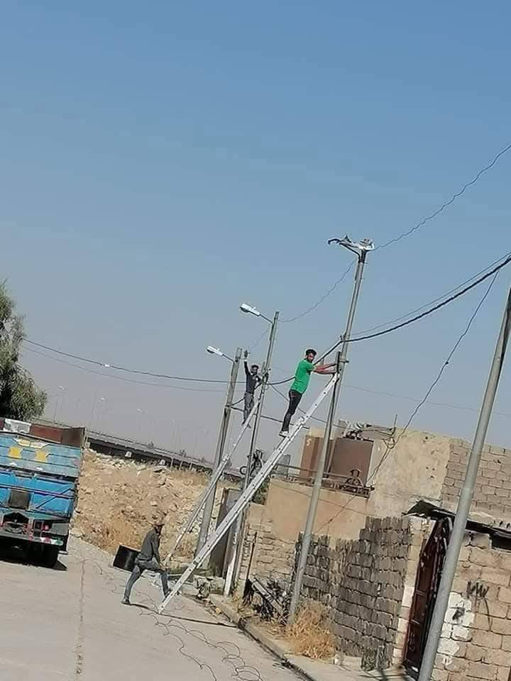 كهربائيين لتسليك الكيبلات في الموصل و سهل نينوى وتحويل مواقع في داخل الموصل
وتحويل الوايرات م̷ـــِْن عواميد الانارة                للاستفسار على هذا الرقم
***********🔥***********
