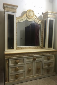 غرفة كويتي • ميزين صغار • مجال