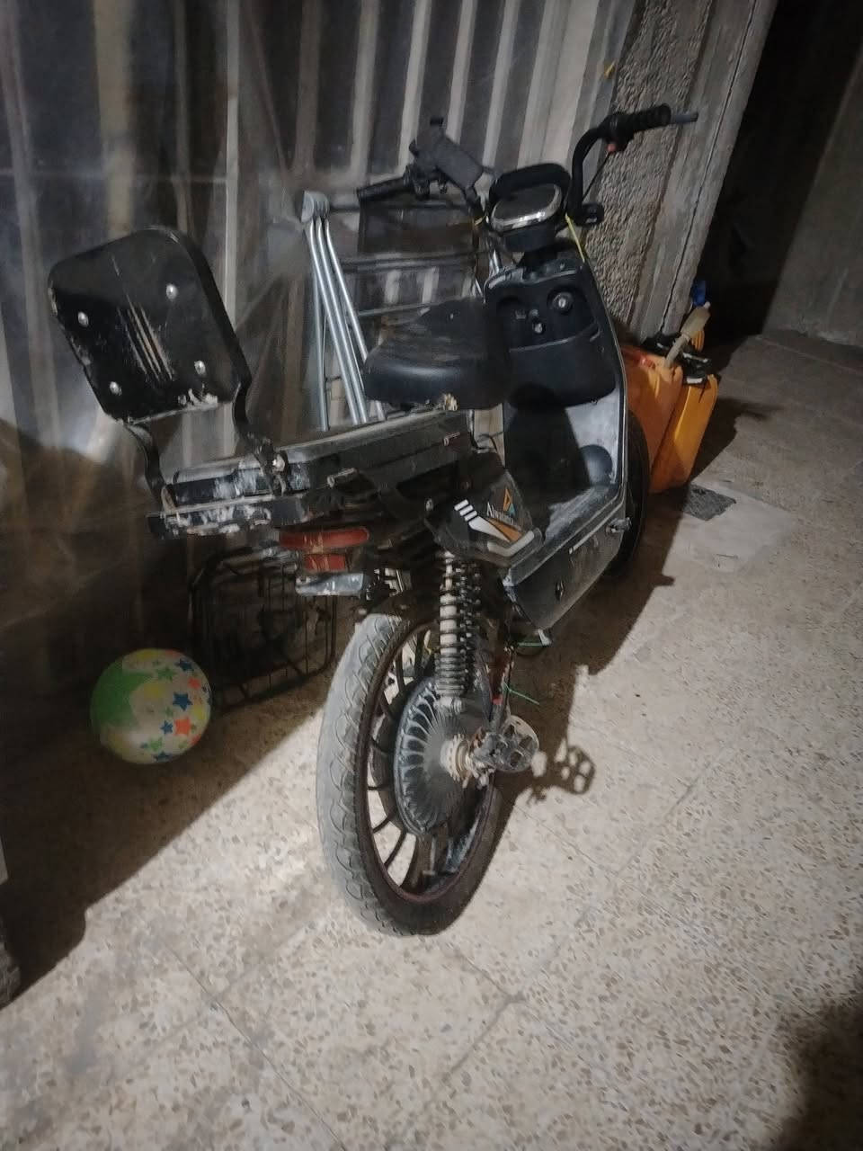 السلام عليكم عندي هذا الماطور للبيع ابيع فحم ما ابي عيب قليل بس رايده ب 80 وبي مجال عنواني موصل شقق الخضراء يم الحديقه


**إذا كنت صاحب هذا الإعلان وتريد حذفه لأي سبب، رجاءا أرسل رسالة إلى الدعم الفني**