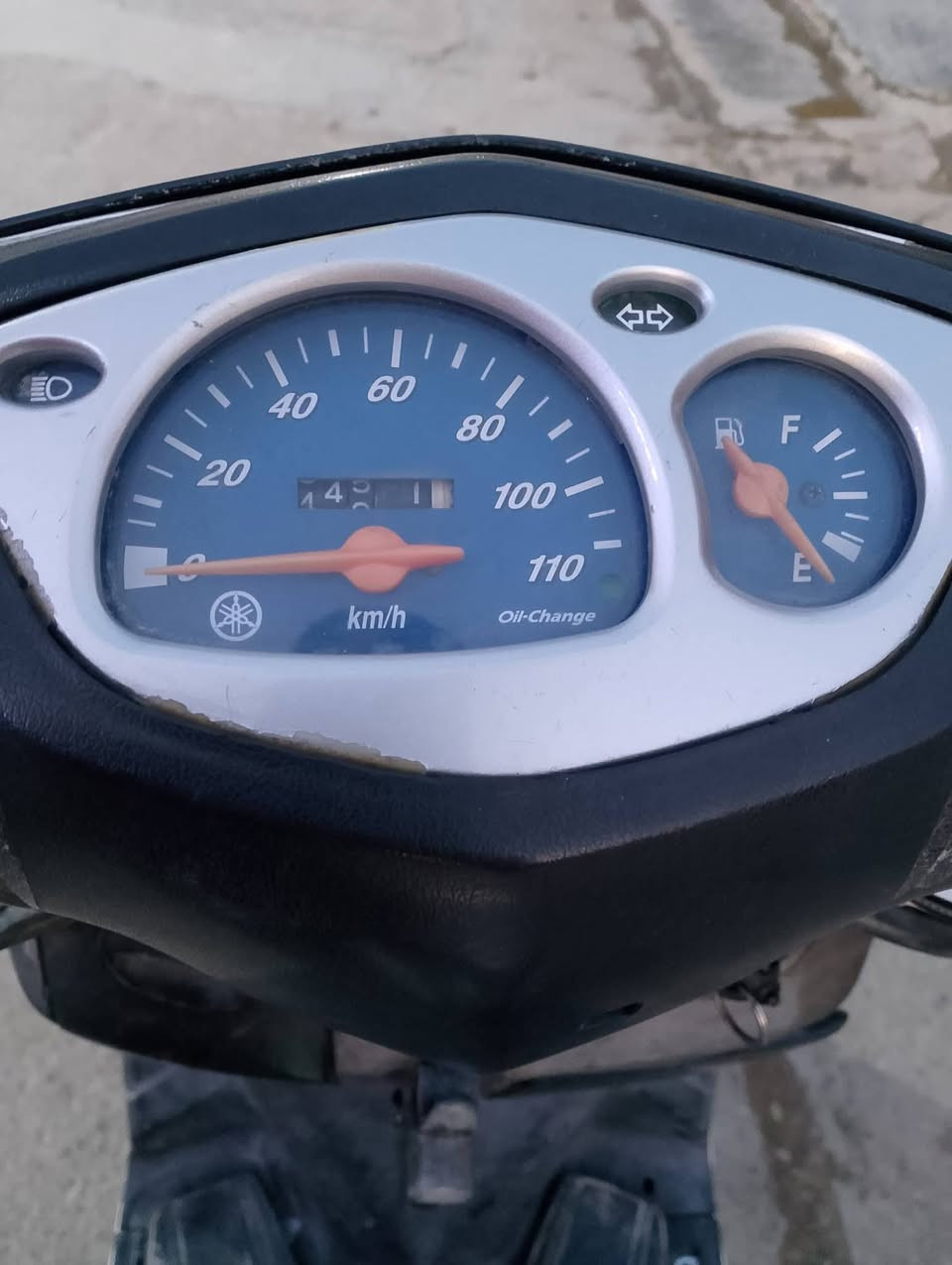 سكنس نثيه كابريتر 110خير من الله مكينه كفرات صفه وحدن مكسوره وعوزه دبلات خلفي بين طسه شويه وكابريتر بيه تجاري 
بلك جديد راس بلك جديد فاكيوم جديد باتري جديد كللوب جديد مامي عالي  ناصي كلوب خلفي بس الشيار محتكره
كلاجات ادامه كامله امامي خلفي تخم تاير نضيف امامي خلفي بلديه قيم وخذ بل يرضي بي الله ***********متواجد واتساب ورصيد تحياتي اسف عل طاله عنواني بلديات ضباط زراعي
