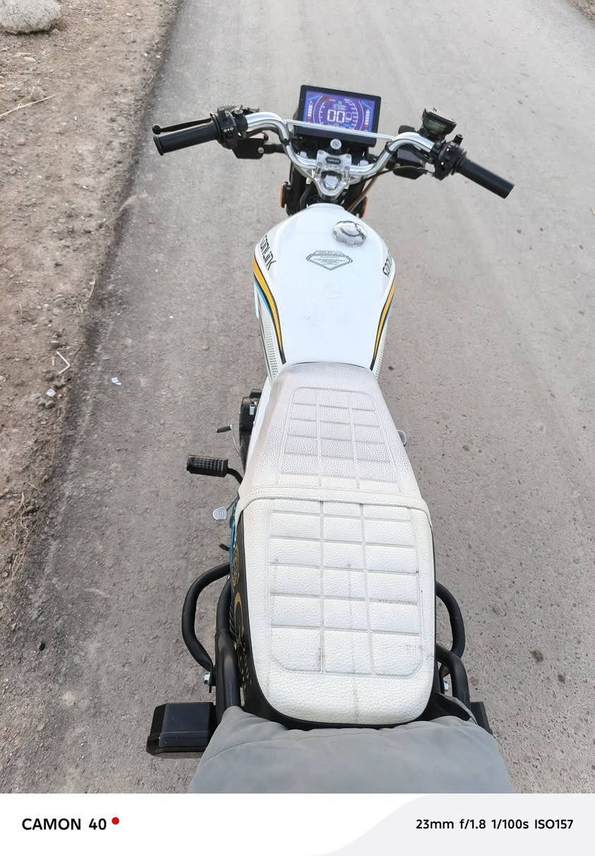 السلام عليكم دراجه سونيك موديل 2025 الراديو مقفوله كفاله عامه مكانه بغداد شعله السعر 850 بيها مجال قليل***********
