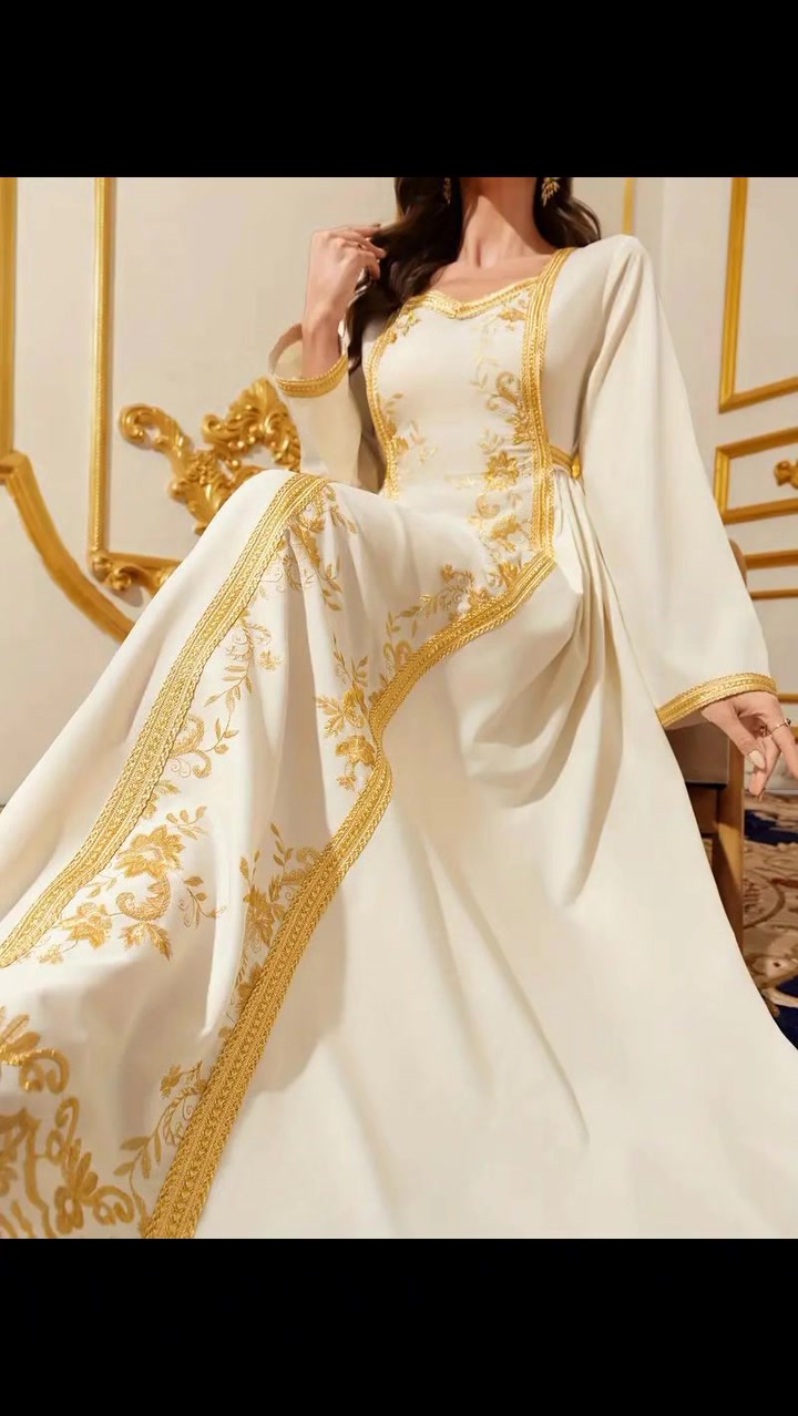 فستان  رمضاني كوالتي عالي 
سعر 25 الف 
قياس 48/46/44/42/40/38/

توصيل 7 الف محافظات
توصيل 5 بصره


**إذا كنت صاحب هذا الإعلان وتريد حذفه لأي سبب، رجاءا أرسل رسالة إلى الدعم الفني**