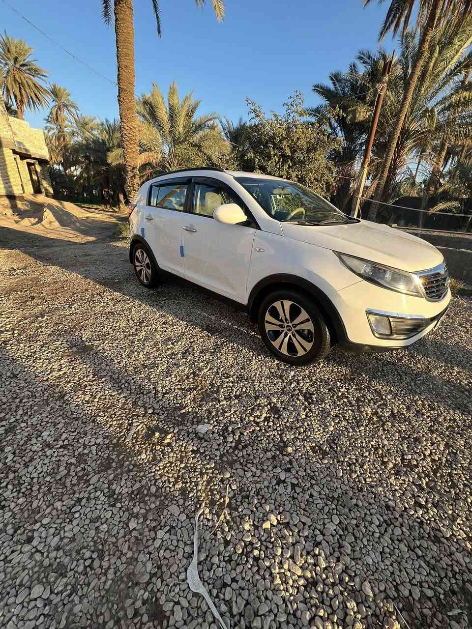 سبورتج 2011 خليجي ماشيه 150 مكينه 2000 دوش مامفتوحه بيه صبغ بالكصه مال بنيد 
رقم اربيل دولي تحويل مباشر كير مكينه حداديه تخم تاير تبريد تدفئة جاهزه 
مابيه اي نقص 
للاستفسار الاتصال ع الرقم ***********
السعر 138 وبيه مجال

مكاني بابل
