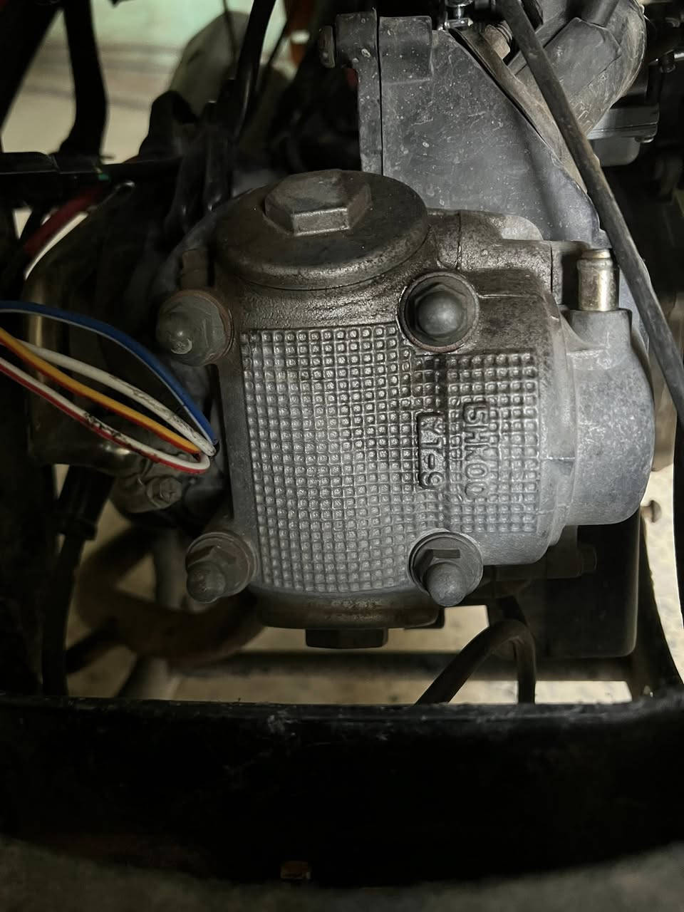 السلام عليكم ماكس عدله نضيفه مامفتوحه ضفيره جديده عقل بلادي سلف و هندر تشتغل دراجه نكره خير من الله و آكلج خلفي رياضي أشاير كهرباءيات شغاله من الطول للطول دراجه نضيفه نقصها بس كفرات كفراتها تعبانه و***********موجود واتساب السعر 550الف
