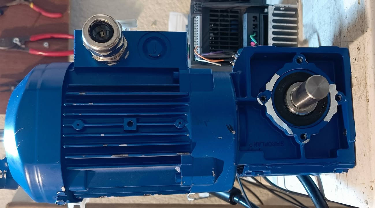 السلام عليكم
ماطور أوربي فرنسي
اخو الجديد نظيف 99.99%
مع كير بوكس
سعر القطعة 90 دولار مع التوصيل
اي استفسار الخاص مفتوح


**إذا كنت صاحب هذا الإعلان وتريد حذفه لأي سبب، رجاءا أرسل رسالة إلى الدعم الفني**