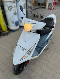 سيام ياباني موديل ٢٠١٢ للبيع  التواصل على هذا الرقم واتساب أو اتصال 07...