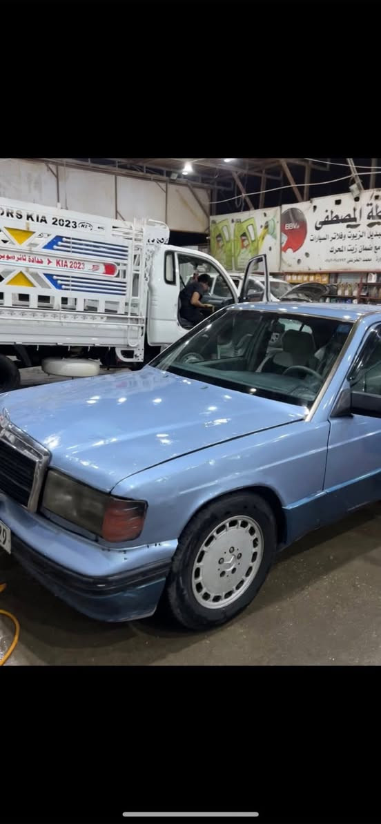 للبيع مرسيدس 190 
موديل 92 
رقم بصره انكليزي 
تحويل مباشر
قواعد دبلات سليمه 
مكينه ڤيڤيتي رياضي  
مكانه ناصريه
سعر 35
***********
