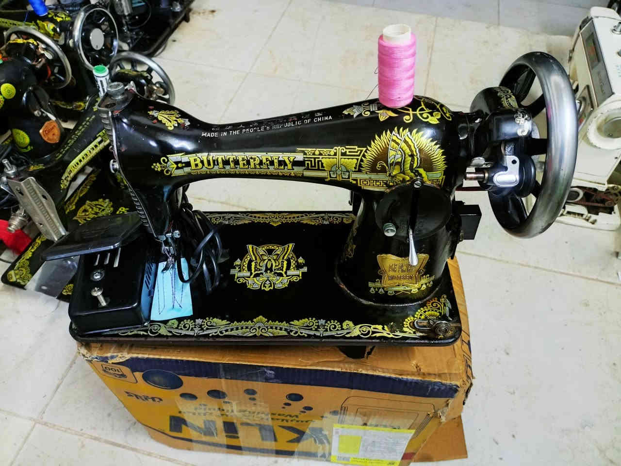 مكينه فراشه اصلي مال ثمانينات اسواق مركزية اصلي صوت ناعم كلش تخيط كل انواع أقمشه
***********🦋 🦋***********
