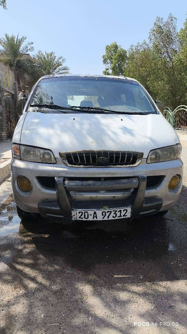 السلام عليكم ستاركس للبيع  بتره خصوصي موديل 2000 المكينه بيهة تنقيص وتبخير رقم انكليزي والشاصي الأيمن مصلح السعر 52 وبيهة مجال رقم الهاتف ***********
