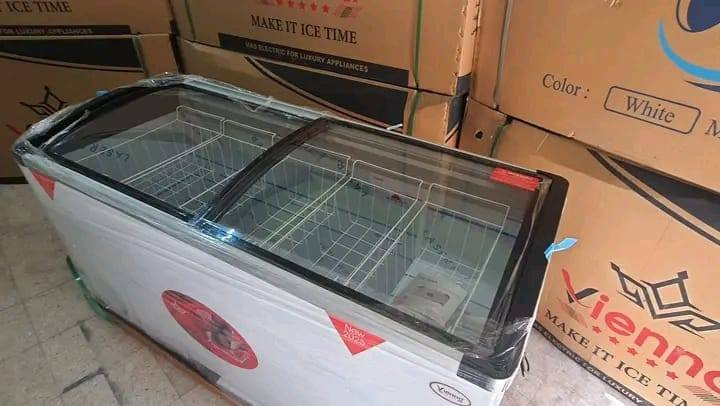 ديب فريزر فيينا
موديل 2026
داخلي استاليس بالكامل 
ابعاد160ف70
سعه 650لتر
ضمان 5سنوات


**إذا كنت صاحب هذا الإعلان وتريد حذفه لأي سبب، رجاءا أرسل رسالة إلى الدعم الفني**