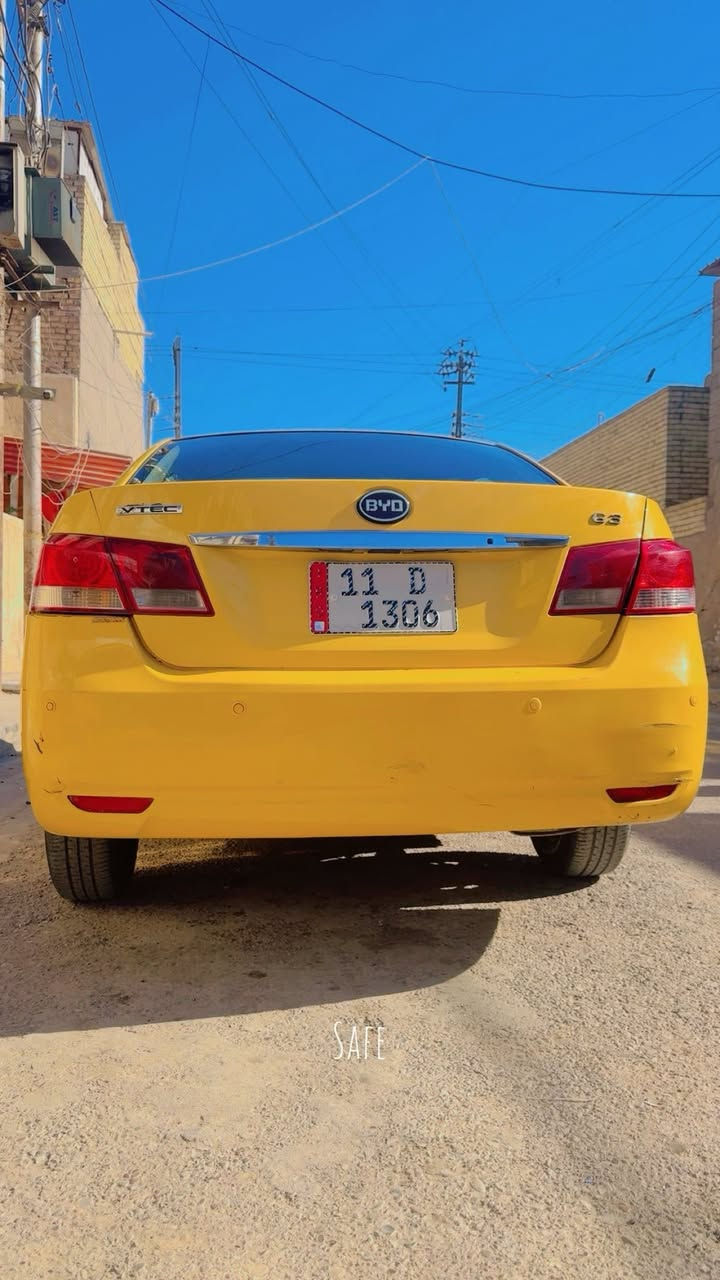 ا
بيوايدي مديل 2013مكينه وكير مبدلهن جدد كير عادي 
صدر مامي￼ خلفي جديد هسه شاده تخم تاير ويل جديد 
سياره فول موصفات بصمه بلاديه تبريد جديد كمبريصر
رقم دولي سياره سنويه بسمي هيه غرامات مصفره تاريخ 
سنويه 31هزه جديده جهّزه ربع ما ذب عليه خير من الله
رقم *********** بغداد
