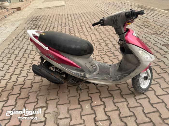 السلام عليكم ماكس قچمه للبيع مامفتوحه نهضه معدل خير من الله كهربائيات شغاله السعر 700وبيهه مجال للشراي مكاني البصره الجزيره ***********
