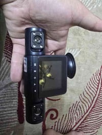 داش كام عدد ٢ مع كامرة  الاولى تجي كامرة امامية وتربط كامرة خلفية عادي...