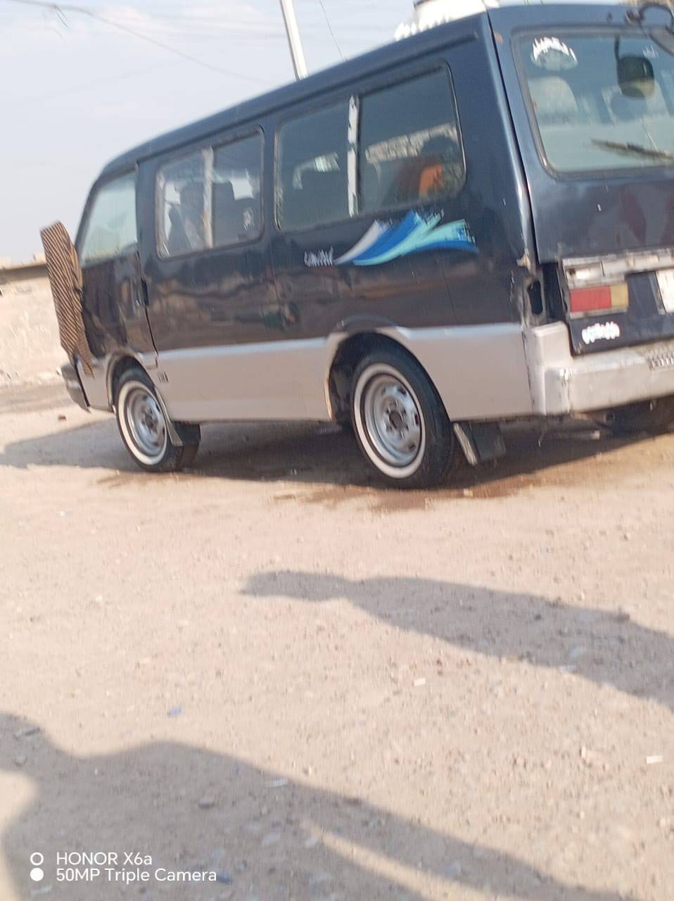 كيا موديل 95 
ثانويه لل 2028 
الوان بغداد زعفرانيه 
***********
مكلف بالنشر هذا رقم راعيها
