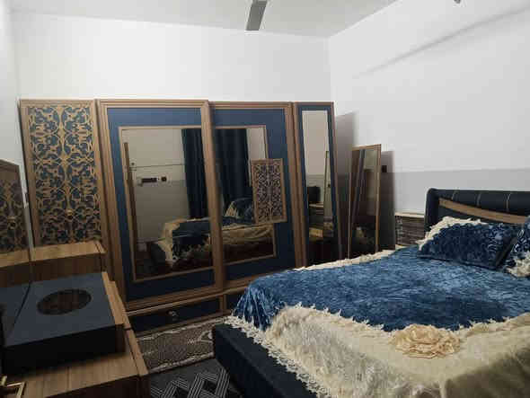 غرفة نوم للبيع السعر مليون وربع العنوان موصل الجانب الأيمن لتفاصيل اكثر الاتصال على  ***********//***********
