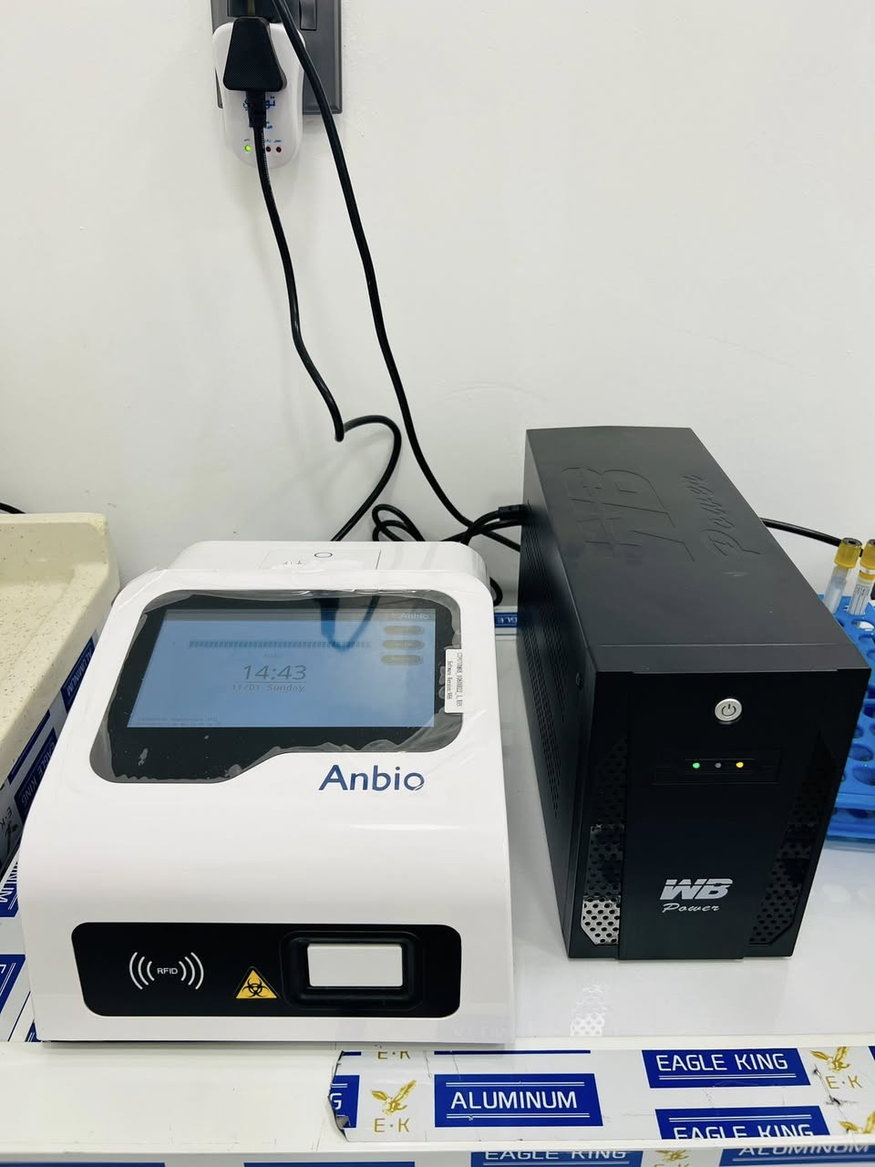 جهاز تحاليل الكيمياء الجافة 
أنظمة التحليل الجاف (Dry Chemistry).
‏🔬 Anbio Dry Chemistry System
النتيجة خلال 30 ثانية فقط.
، دقيق، وسريع يلبي احتياجات المختبرات والعيادات الحديثة:
✅ بدون سوائل أو تحضير
✅ تشغيل تلقائي بخطوة واحدة
✅ شاشة لمس + طابعة مدمجة
✅ غير معقد ولا يحتاج الى صيانة دورية
📍للتواصل : ***********
