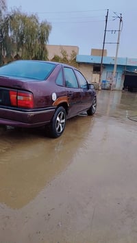 اوپل فيكترا • ٩٣ • بلا ضرر