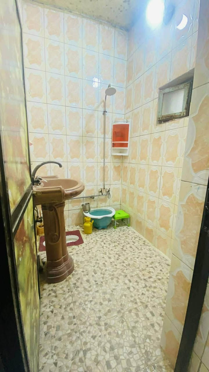 🏠 دار  لـــلـــبـــيــع 🏠 
 
قريب عالشارع العام 
غرفه نوم وصاله وكليدور ومطبخ منور صحيات داخليه وخارجيه وفوك غرفه على طول البيت وسطحين بناء طابوق ڪونڪريت بس  الطابق الثاني شيلمان والعنوان نزله سعد بيجيو ڪريطعه الثانيه قريب حسينه احباب الحسين 
                                                        
نـوع الـعـقار:   (طابو زراعي سند 25 )  

المساحة  ١٠٠م

السعر ٤٥
 

------------------------
#لـــمـــزيـــد مـــن الــــعـــروض يـــرجـــى الاعـــجـــاب بالـــصـــفـــحـــة لـــيـــصـــلـــك كـــل جـــديـــد&
======================
#لـــمـــن يـــرغـــب فـــي عـــرض عـــقـــاره لـــلـــبـــيـــع فــي الـــبــيــج يـــرجـــى الــتــواصــل مــعــنــا ع الــخــاص 

#مـــكـــتـــب
 شهاب العبادي للعقار
#الـــكـــائـــن فـي ناحية ابي غرق - حي الجواد- قرب جامع المتقين 
------------------------------------------
لـــلاســــتـــفـــســـار الاتـــصـــال عـــلـــ

*********** 
***********
