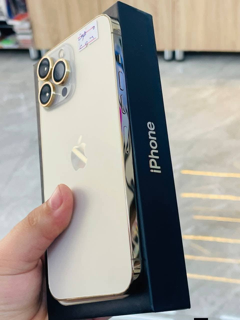 13 برو ماكس
الجهاز جداً نضيف مابي اي شخط 
ذاكرة 256 وشرق اوسط 
بطاريتو 95
سعرو 625 الف قفل 
مكاني اربيل شارع 100


**إذا كنت صاحب هذا الإعلان وتريد حذفه لأي سبب، رجاءا أرسل رسالة إلى الدعم الفني**