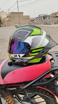 خوذة قلاب • جديدة • ويّه سماعات