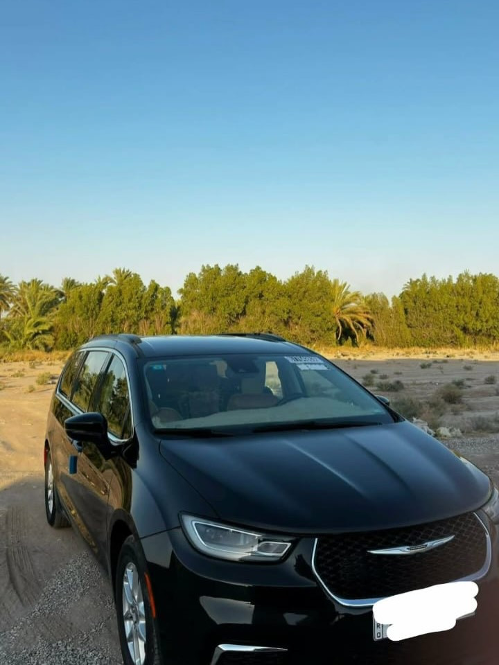 🚗 للبيع: كرايسلر باسفيكا موديل 2022

للتواصل***********☎️
___________________________________ 
🔴المحرك: 6 سلندر 

🔴أضرار السيارة:

• وارد أمريكي – الضربه موضحه بالصوره امامك

🔴المواصفات:

• فول مواصفات عدا فتحة السقف

ابواب كهرباء 

تشغيل عن بعد 

صندوق كهرباء 

تبريد 3 قطع منفصل

كير ماوس 

دخول ذكي 

بصمه

• شاشة وسطية 

سايد بريك بصمك  

• كاميره خلفيه

تدفئة كراسي

تدفئه ستيرن 

كشنات vip منفصل 

• مقاعد لسبعة ركاب

• تحكمات ستيرن كاملة

• حساسات أمامية وخلفية وجانبية

• رادار أمامي وخلفي

تحديد مسار 

مثبت سرعه

• السيارة جاهزة بدون أي نقوصات
🔴• ⁠رقم واسط مشروع وطني 

العنوان _ محافظه الكوت _
اكتب تم لمعرفه السعر 💵 على الخاص
