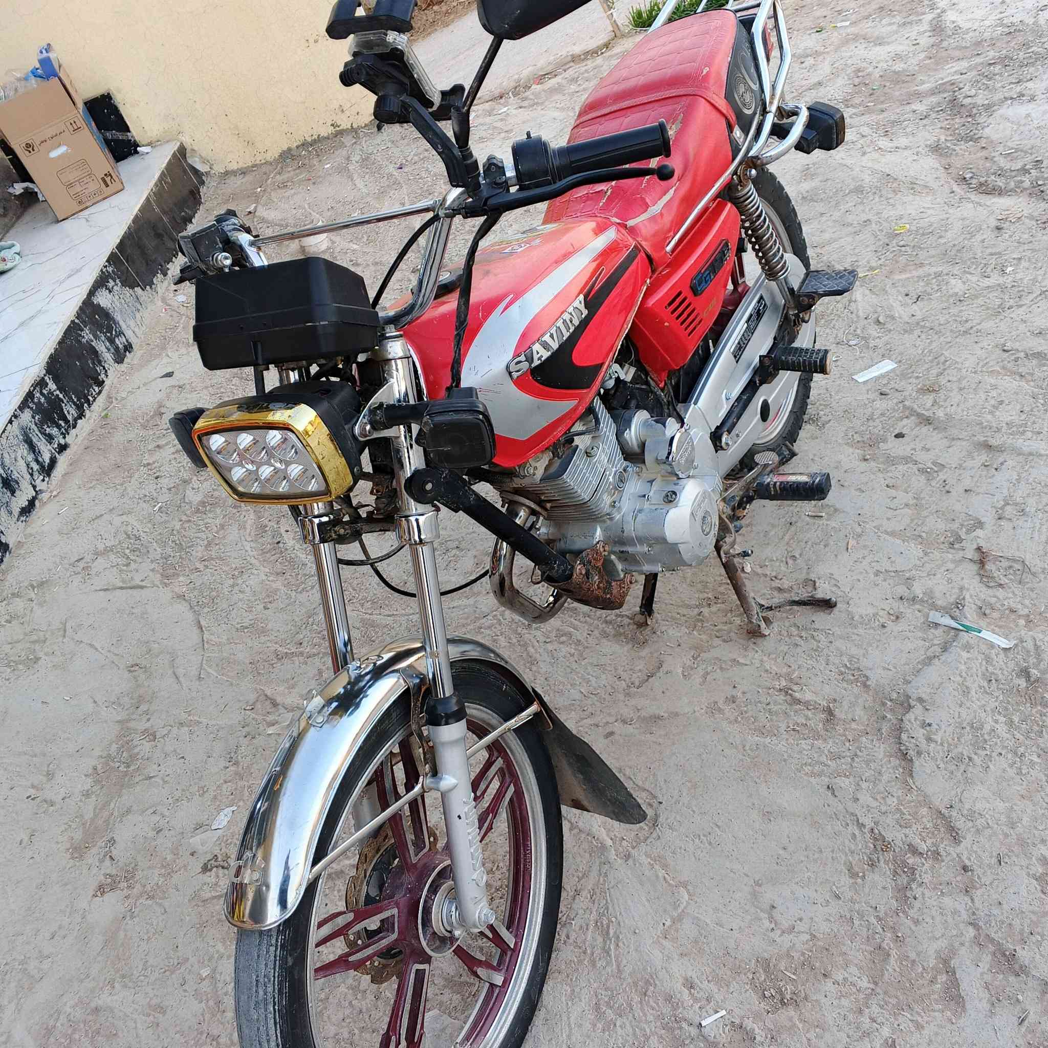 سلام عليكم
دراجة سيفان للبيع موديل 21 كامله مابيه اي نقص ديالى بعقوبه تقاطع القدس للاتصال ***********
