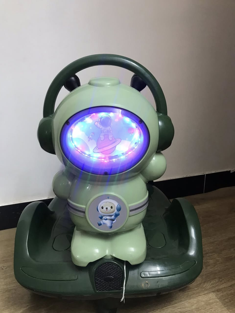 السلام عليكم 
دراجه احاديه مال اطفال 
بعدها جديدة اجتني هديه
وما مستعمله  
السعر 45 وتوصيل مجاني داخل بغداد


**إذا كنت صاحب هذا الإعلان وتريد حذفه لأي سبب، رجاءا أرسل رسالة إلى الدعم الفني**