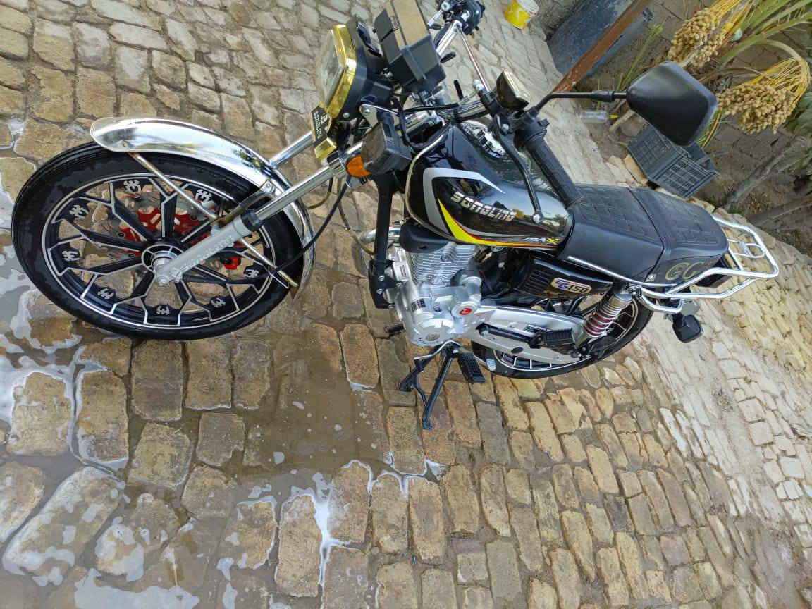 دراجه سيفان البيع نضافه فول موديل الوراق كامله اصولي 2024السعر700بيه مجال السفسار ***********
