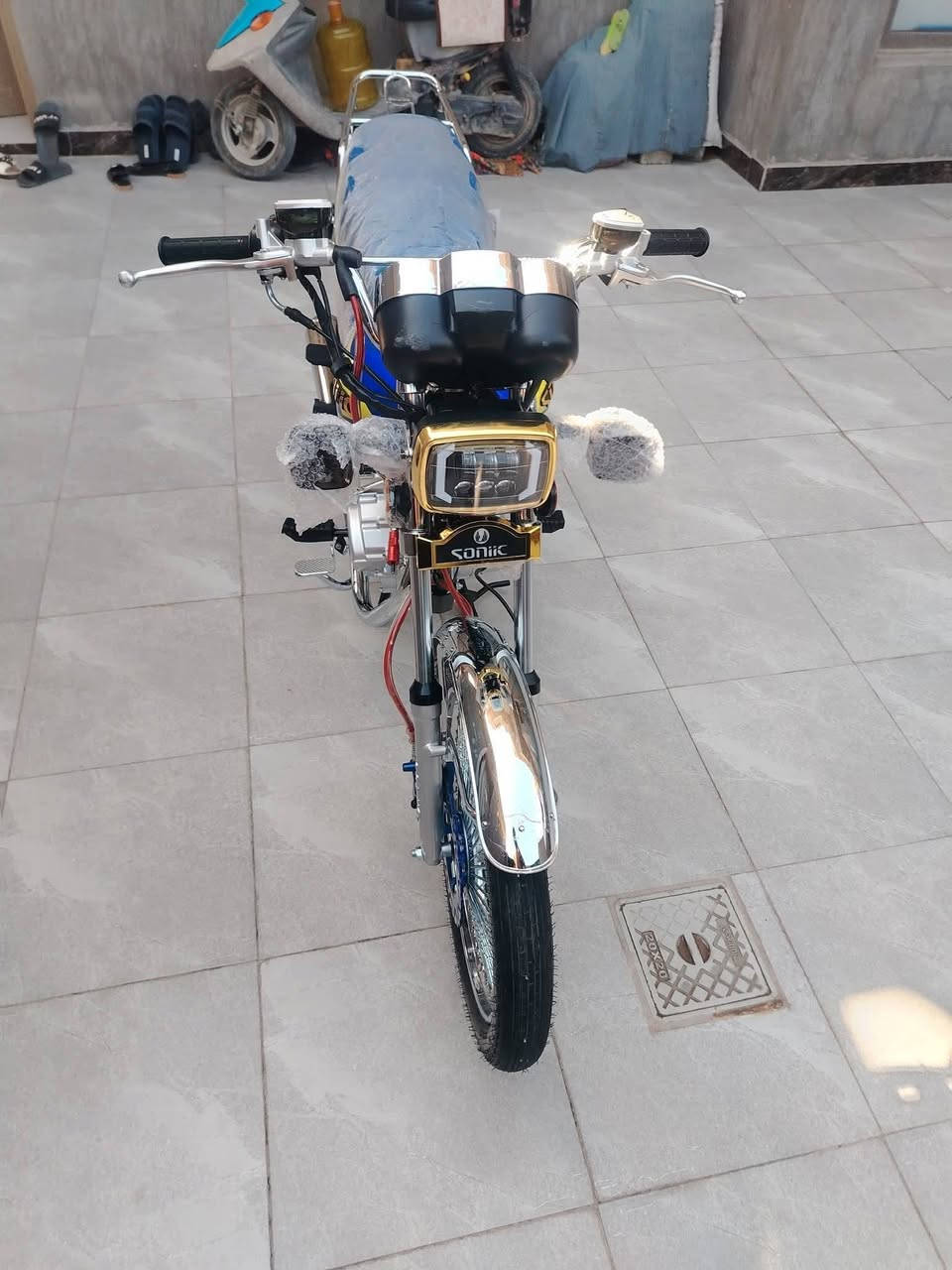 سلام عليكم دراجه تايكر مديل 2026 الدراجه زيرو طالعه من الوكيل بشهر الثاني قبل كم يوم الدراجه مكفوله كفاله عامه من كلشي المكان الديوانيه للاستفسار الرقم ***********
