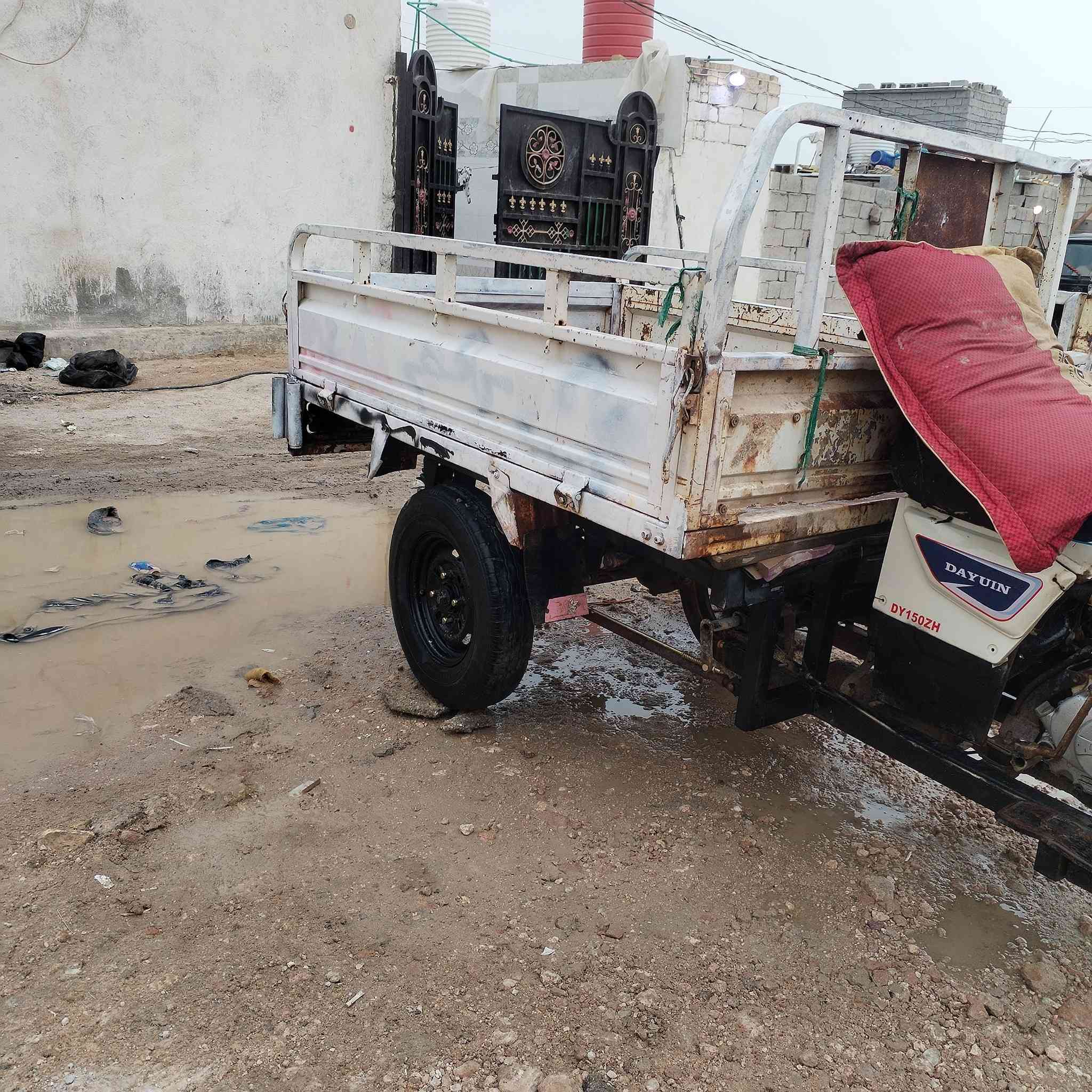 السلام عليكم
ستوته كلك كلك للبيع 2014 ادوواات اسكان الصناعي السعر 700 وبيها مجال ***********
