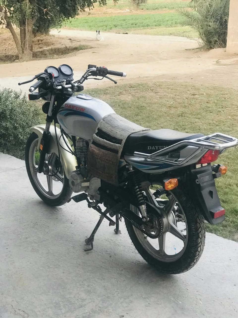 دايون موديل 21 نضيفه اوراق ستنساخ السعر 750وبيها مجال الشراي مكاني سكندريه ***********
