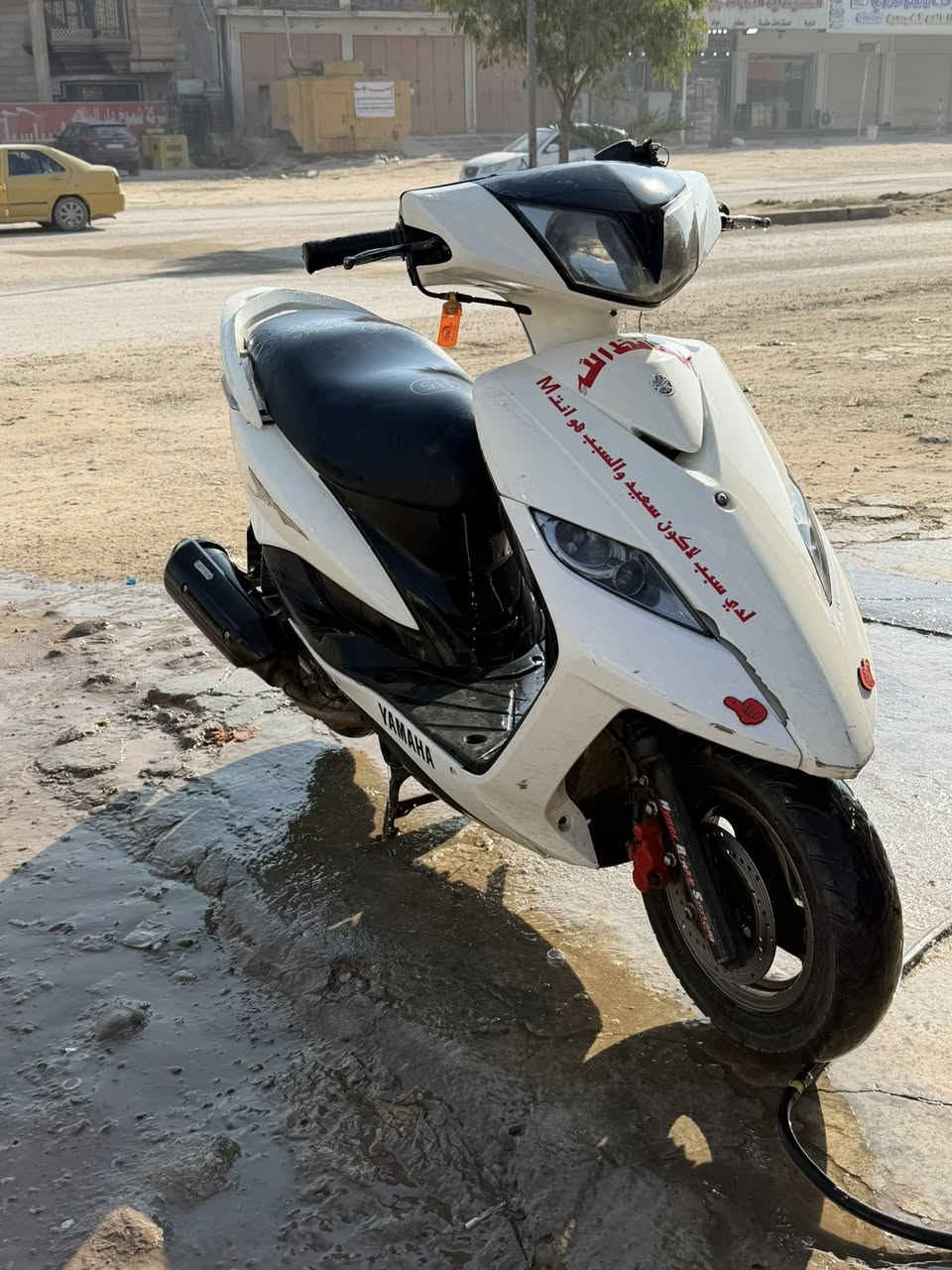 للبيع او مراواس 
دراجة جي تي آر ثعلب رمبة أخذته ماشية 18 الف نضيفة كله شغال سلف هندر شرط من الصبح سلف بلادية مامفتوحة لاتنقيص ولا تبخير سعرها مناسب 
الاستفسار الاتصال ***********
