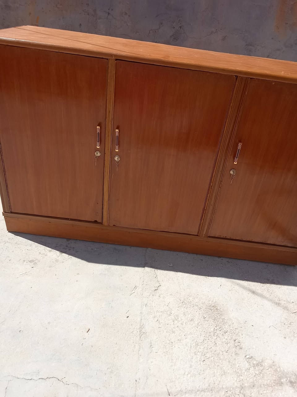 يا الله هذا شغل ليوم كنتور بابين قديم رادو بوفيه ليوم كمل شغل نضيف ومرتب وسعاره من شعدكم قديم يحوله حديث نجار متنقل سعاره مناسبه يجيكم الباب البيت تركيب رفوف وشبابيك تور صبغ وشد بيبان صاج وبيبان تور فتح وشد جميع انواع الكناتير القديمه تركيب قواطع خشب تزغير البوفيات الجبيره تحويل الكناتير القديمه بوفيات زغار تلميع غرف نوم أنسب الاسعار عنوانه كوفه تصليح الاخشاب بانواعها وتجديد المستعمل ولقديم تغير البوفيات القديمه بوفيات مثل هذه إلي بلصوره راسلوني خاص حته ادزلكم رقم النجار


**إذا كنت صاحب هذا الإعلان وتريد حذفه لأي سبب، رجاءا أرسل رسالة إلى الدعم الفني**