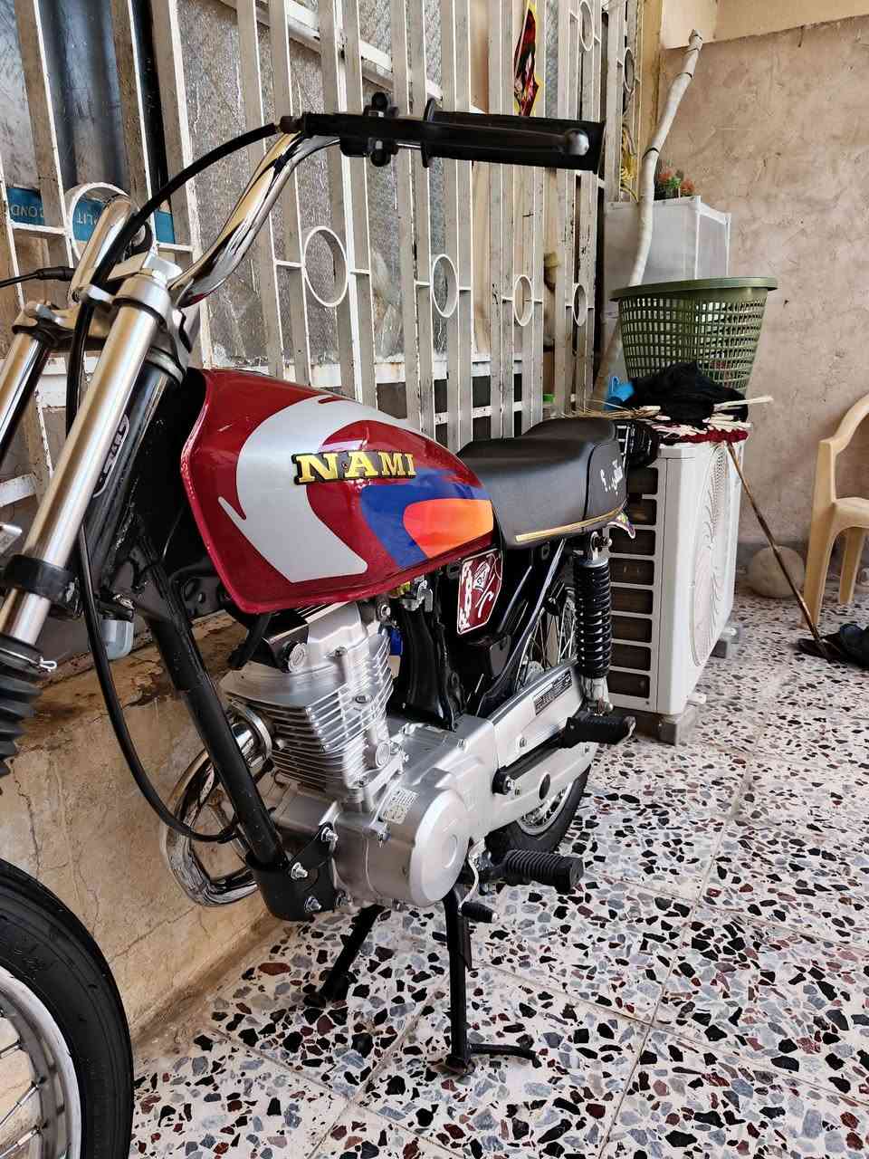 سلام عليكم ماطور للبيع موديل 21 اوراق اصولي تعمير 26 كفاله عامه ماطور برغي ماعايز للستفسار ***********
