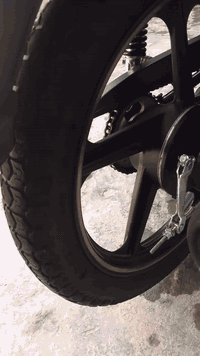 سلام عليكم.
شاينك 25 كفاله 
اورق 5 
 دراجه جاهزه من كلشي 

مكان بابل جبله 

السعر خاص ***********
