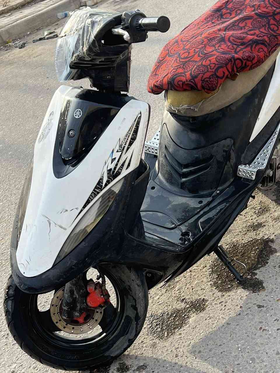 السلام عليكم حبايب دراجه ماكس عدله ياباني ختم واحد دراجه كلشي مابيه كفرات مختمه ختم واحد الدراجه متوازي علا بيعه  380 وبيه مجال مكاني كربلاء ***********
