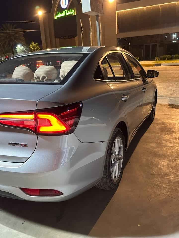 Mg5 2024
ستندر بدون صبغ بيها شخوط بجامغ خلفي ممصلح ماشية 56 الف منظومة غاز بيها سعرها 90$
***********
