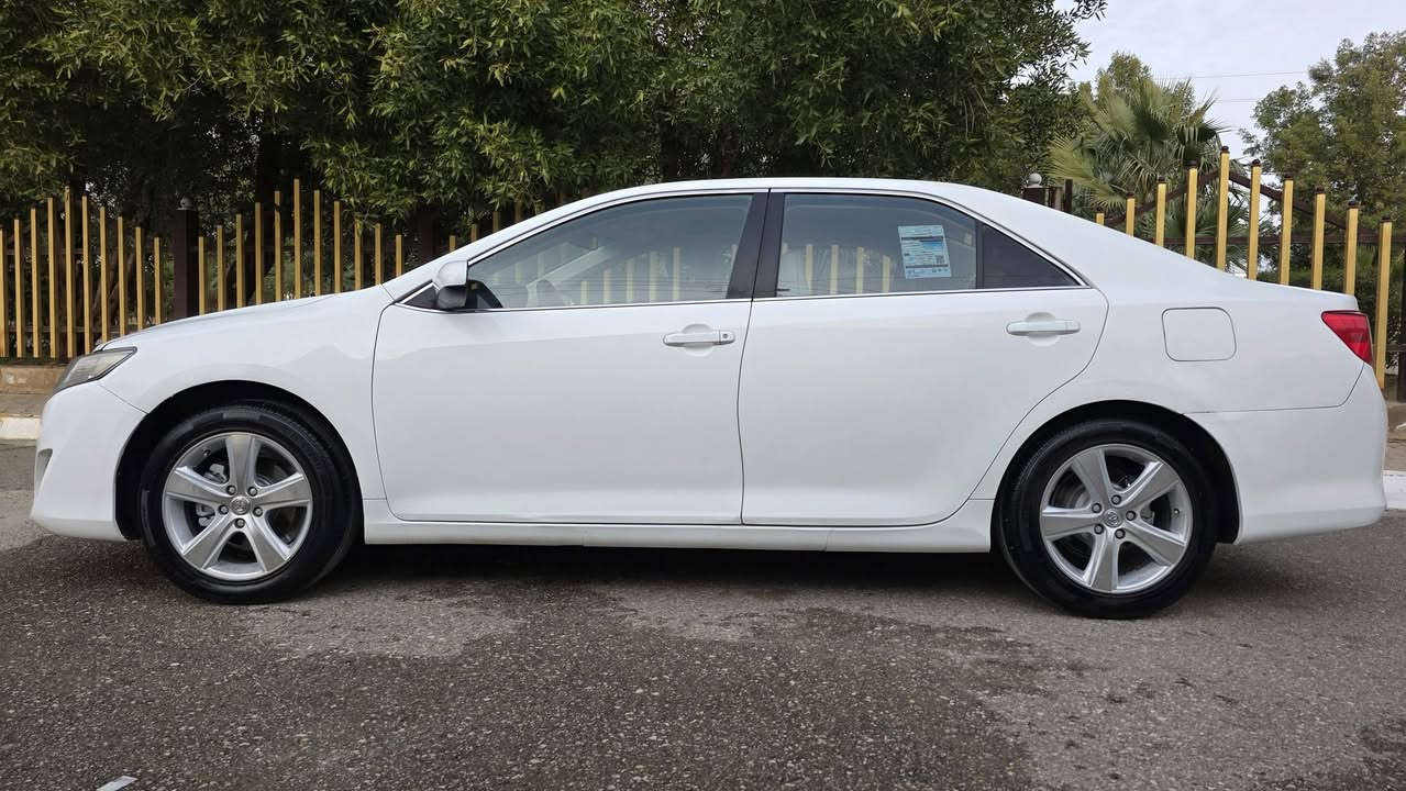 سلام عليكم للبيع فقط 
كامري موديل 2012 خليجي شركة جهان
رقم سنوية جديد هزه جديد لحد ٢٠٣١ 
سنوية بسمي شرط تحويل وكالة 
سيارة مكفولا كفاله عامة من دعاميه لد دعاميه 
قطعتين تبريد حساسات كير محرك شرط مكفولا
عنوان كركوك / طوز خورماتو  سعر ١٥٢ وبي مجال 
*********** رجئن مكلف بنشر لا تجي خاص
