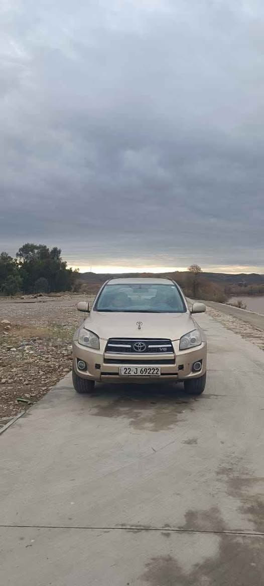 راف فور 2008 بيه اربع قطع بيع او مراوس نظيفه وبسمي وشراي شعنده يراسلني واتساب *********** بغداد, العراق
