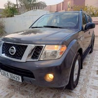 نيسان بافندر • ٢٠١٠ • ٦ سلندر