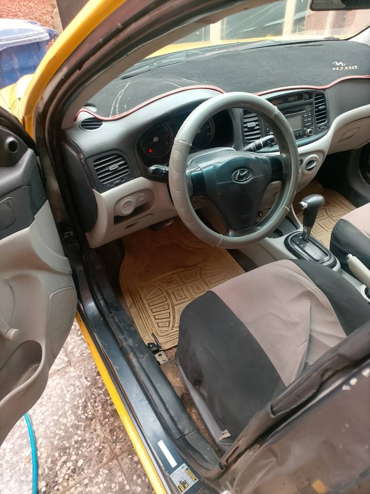 السلام عليكم
اكسنت 10 تكسي وارد امريكي اير باك ضرر الجهة اليمنى
سنوية وارقام انكليزي واسط باسمي تخم تاير تبريد 
سيارة جاهزة مال خبزة رايدهه ب65 وبيهه مجال
حگ الجية الصور مرفقة بالمنشور
هاتف***********
