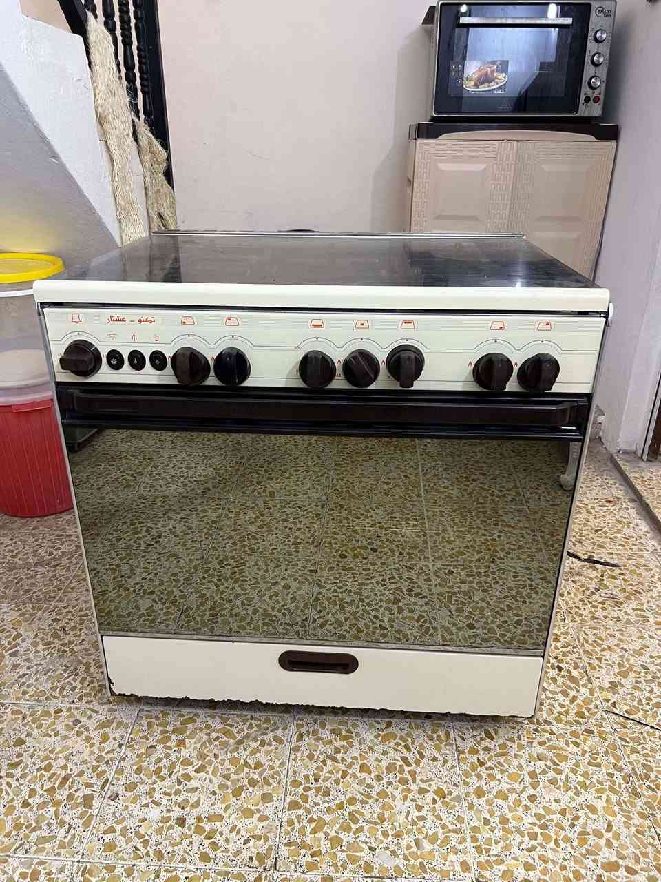 سلام عليكم طباخ جديد كص مستعمل شهرين فقط 5 عيون سعره 350 بي مجال حك جيتك


**إذا كنت صاحب هذا الإعلان وتريد حذفه لأي سبب، رجاءا أرسل رسالة إلى الدعم الفني**