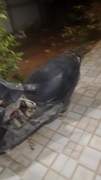 دراجه للبيع كوم حديد قيم وخذ بغداد ٠٧٨٨٢٧٤٠٥٧٦ بيها عطل بسيط