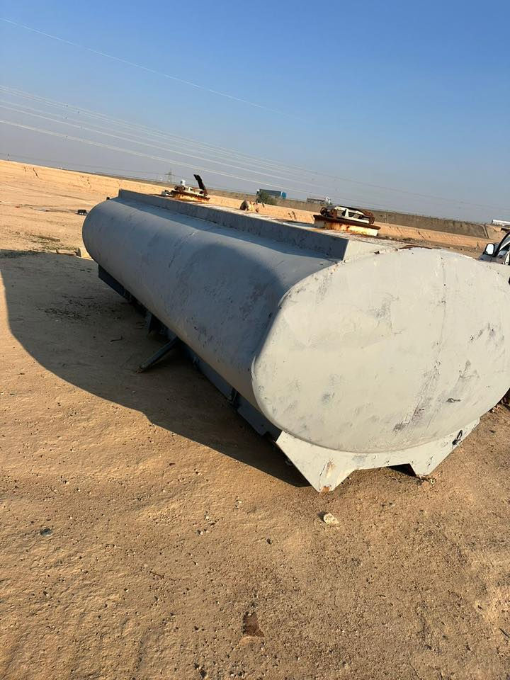 تانكي 10 الاف لتر للبيع نضيف حلو مال لوري بلادي مو عمل
مكان صلاح الدين تكريت *********** السعر 12 ورقه قفل
