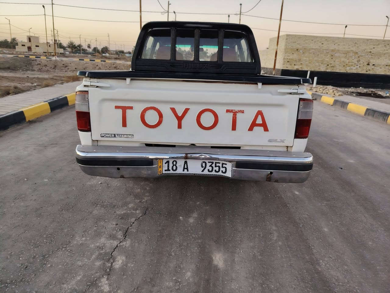 سلام عليكم بيكم موديل 2004 كفاله عامه السونار مرفق بل المنشور
رقم بابل دولي بسمي محرك مامفتوح وكير مامفتوح حداديه كهرباءيات كله شغاله سياره جاهزه 
سنتر لك 
سياره مال جناي مكاني ديوانيه
السعر 123 وبيه مجال بسيط للشراي *********** مكلف بنشر خاص ماجاوب
